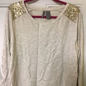 New Directions Weekend Long-sleeve Top with Sequins.